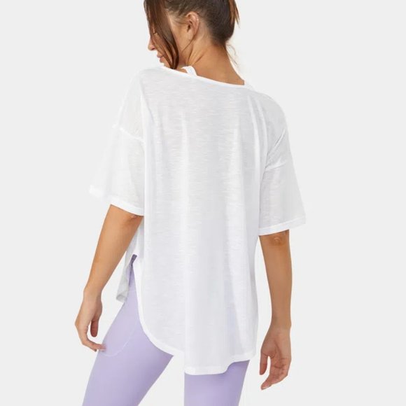 HALARA Relaxed Curved Hem Top SMALL - Picture 9 of 9